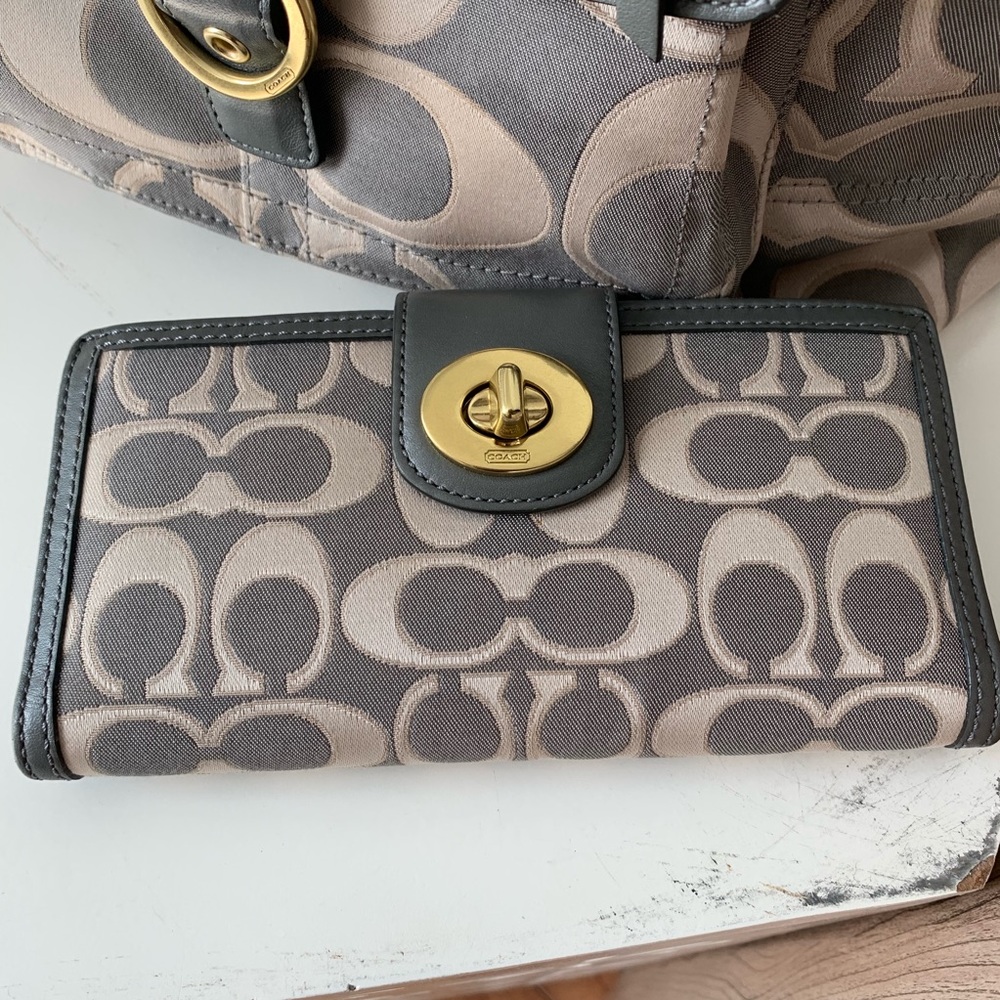 Coach Grey Gold/Beige Wallet